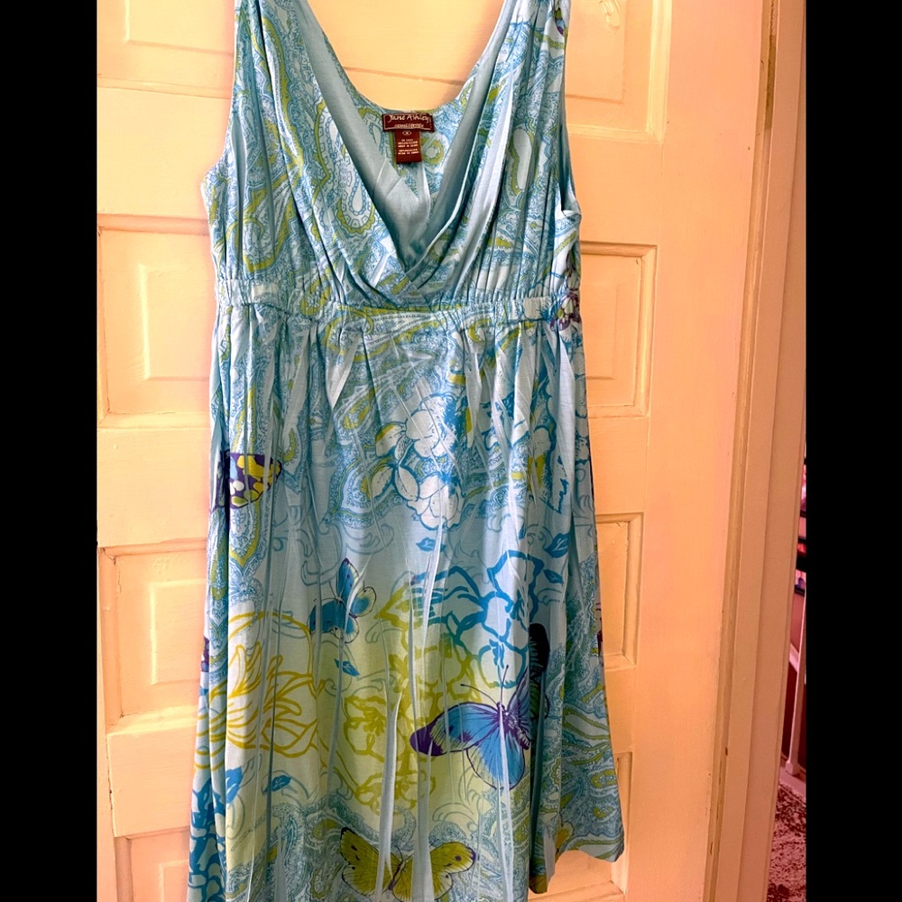 Colorful Jane Ashley size medium sleeveless dress.